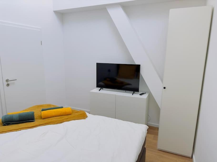 Fewo Fuer 7 Personen/Netflix/Parking/Wlan/Stilvoll Apartment Pottmes Luaran gambar